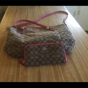 Beautiful Coach purse with matching wallet
